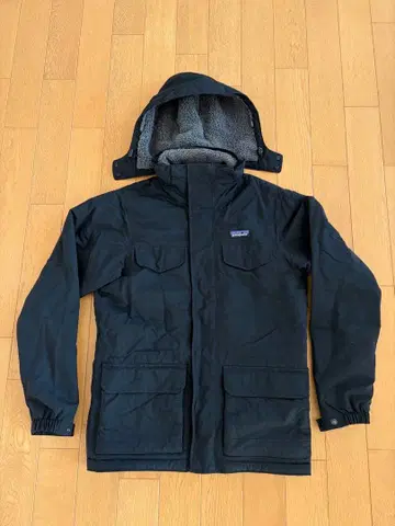 Patagonia 마운틴 파카 블랙