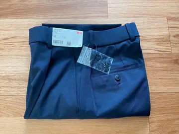 택 포함 새상품 UNQLO 유니클로 여성용 턱 와이드 팬츠 네이비