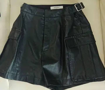 하이웨스트 가죽 숏팬츠