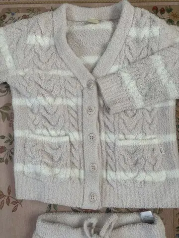 젤라또피케 크림색 케이블 니트 룸웨어 세트