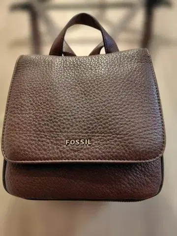 FOSSIL 브라운 가죽 백팩