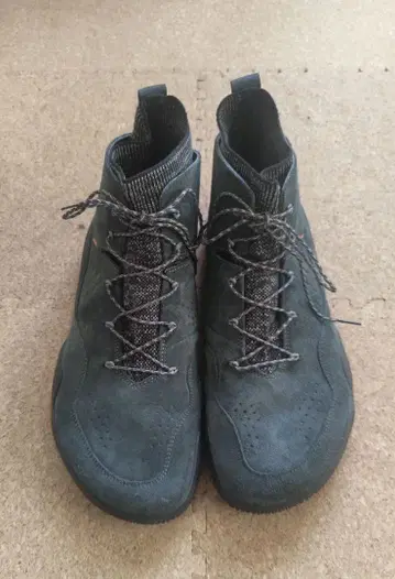 MOTUS STUDIO MID LEATHER/44/DARKSHADOW