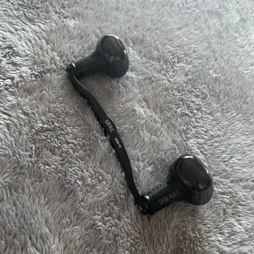 [센터 너트 없음] LIVRE 크랭크 120 PT 35 블랙 쥬라콘