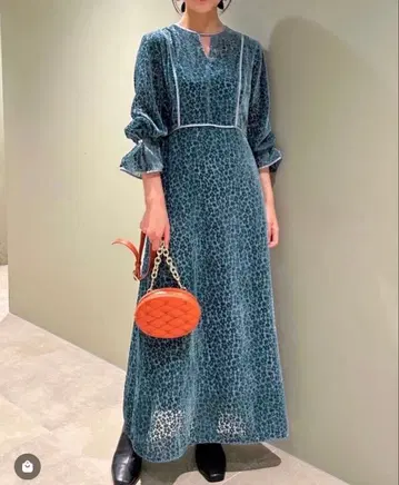 LILYBROWN 릴리 브라운 플로렛 오팔 원피스 블랙