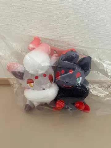 닮은꼴 페어 마스코트 조로아 비취조로아 포켓몬