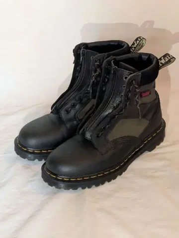 닥터마틴 MIE 8홀 1460 벤틸레이트 UK8