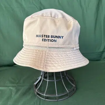마스터 버니 에디션 버킷햇 베이지