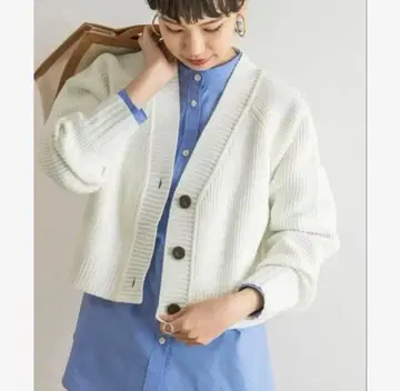 URBAN RESEARCH 라이트 니트 숏 가디건 화이트