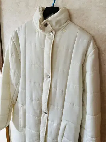 롱 다운 자켓 화이트 L 사이즈 외출 바이크 방한 후드 부착