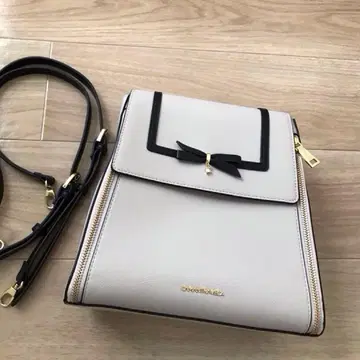 새상품급 사만사 베가 리본 포함 백팩 라이트 그레이