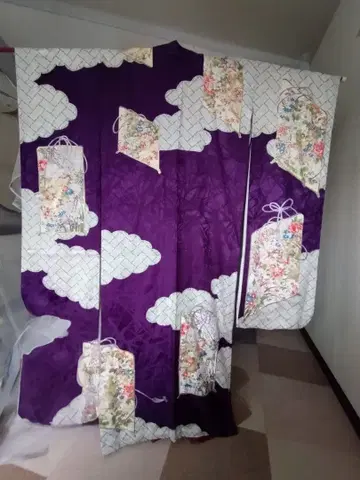 스즈노야 맞춤 후리소데 보라색 꽃무늬 (하자품)