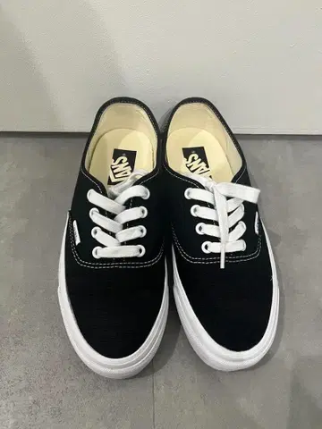 VANS PREMIUM 오센틱 24cm 컨디션 최상 블랙