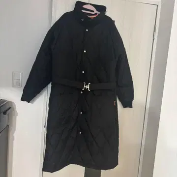 Universal overall 블랙 퀼팅 롱 다운 자켓