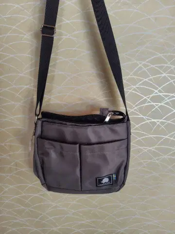 스칸디나비안 포레스트 숄더백 거의 미사용