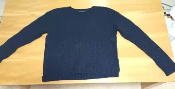 투모로우랜드 네이비 V넥 스웨터 S