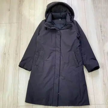 유니클로 하이브리드 다운 숏코트 M 블랙