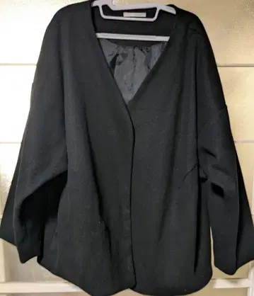 블랙 노카라 자켓 3L