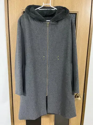 그레이 퍼 후드 코트