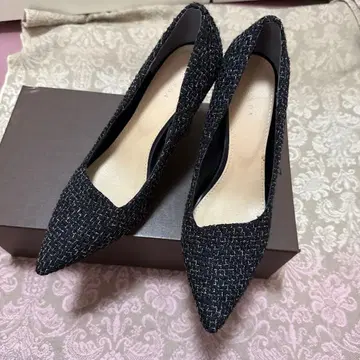 새상품급 란다 트위드 펌프스 블랙 23cm