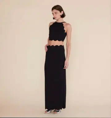 시루무린 스캘럽 헴 타이트 스커트