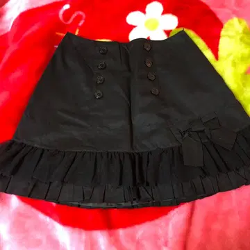 더블 버튼 스커트