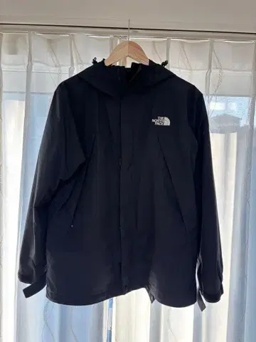 THE NORTH FACE 블랙 마운틴 파카 스쿱 자켓