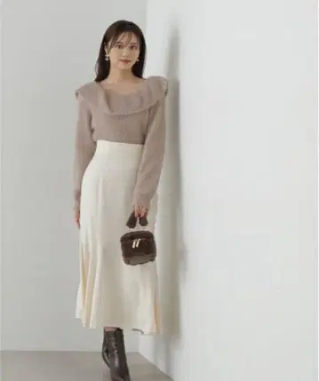 사이드 슬릿 드로스트 스커트 PROPORTION BODY DRESSING