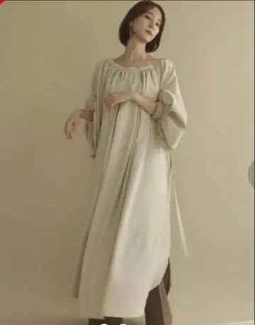 Louren 로렌 벌룬 슬리브 볼륨 드레스