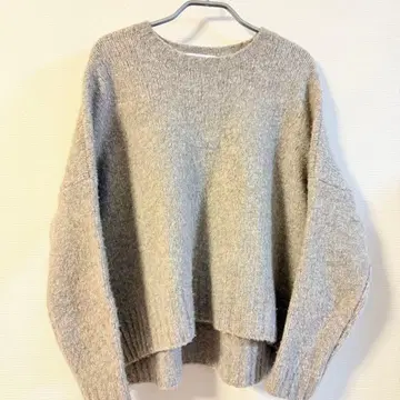 KNOTT 투모로우랜드 크루 넥 스웨터 베이지 새상품급