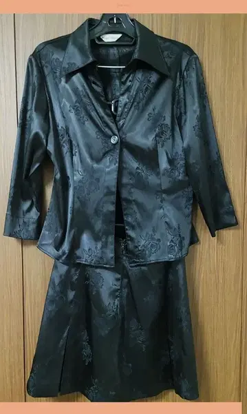 블랙 꽃무늬 자수 스커트 셋업 여성용 송년회 식사 모임