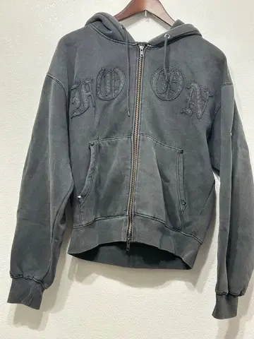 더블 지퍼 후드티