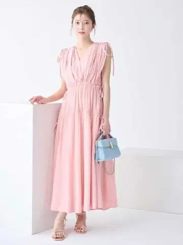 셀포드 카슈쿨 리본 슬리브리스 원피스 핑크