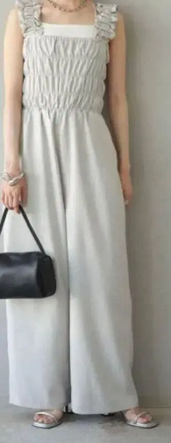 프릴 살로펫 그레이