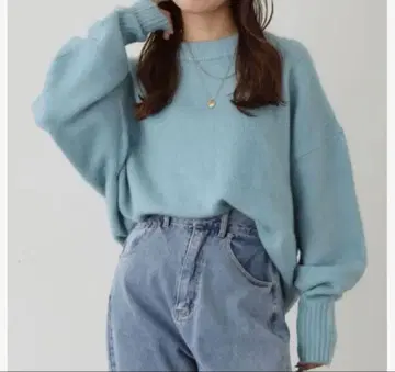 Thevon BIG 실루엣 크루 니트