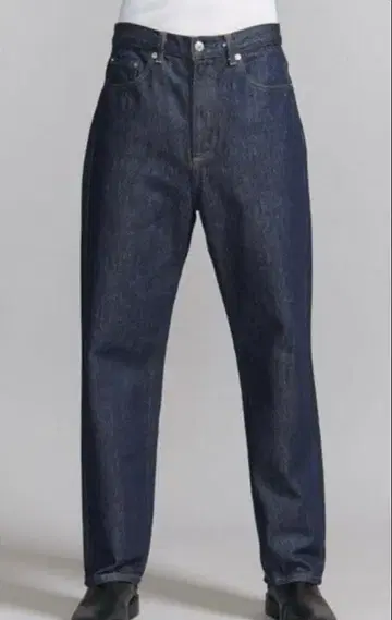 [새상품급] UNITED ARROWS 스트레이트 데님 팬츠 사이즈 32