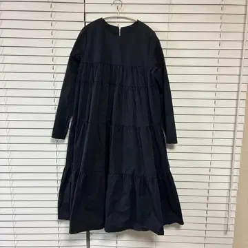 Machatt 마차트 개더 티어드 원피스 블랙 FREE