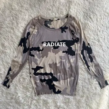 [ 새상품급 ] RADIATE 카모 패턴 니트 상의