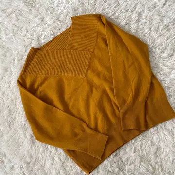 [ 23구 ] 울 캐시미어 V넥 머스타드색 긴팔 니트 스웨터