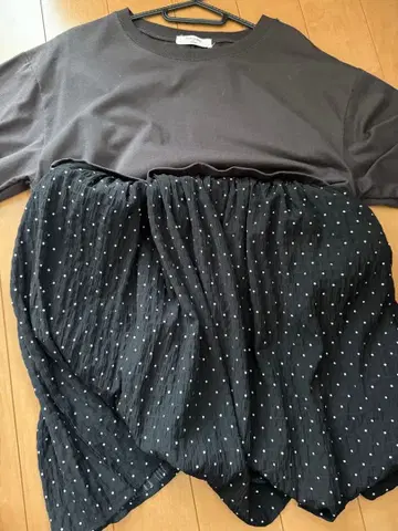 꽃무늬 도킹 컷 원피스