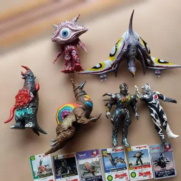 울트라맨 괴수 피규어 세트