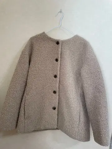 여성용 보아 코트 esseme