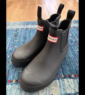 새상품급 HUNTER 첼시 레인부츠 WFS2006RMA 사이드고어 24