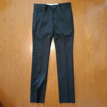 RUDE GALLERY 다크 그레이 스트라이프 슬랙스 스키니