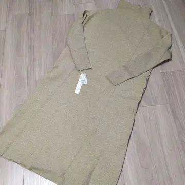 soeurt 7 터틀넥 니트 원피스 38 베이지