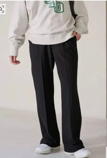 새상품급 FRAMeWORK 속기모 플레어 팬츠 4