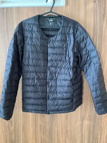 UNIQLO ULTRA LIGHT DOWN 다운 자켓 M 블랙