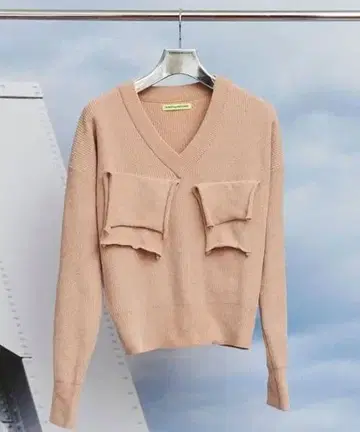 코토하요코자와 TD 브이넥 니트