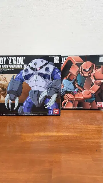 HG 건담 프라모델 묶음 판매 빨간색 BANDAI 미개봉 새상품