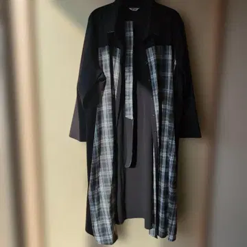 셔츠 원피스 블랙과 체크 무늬 긴팔