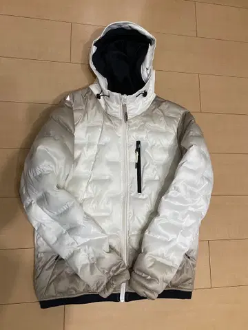 새상품급 에어로 스트레치 얼티밋 후디드 후드티 S 사이즈 워크맨